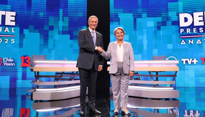 Kast dice que "vamos a estudiar los efectos en las Pymes" de las 40 Horas y Jara reconoce que la ley "ha generado un costo laboral"