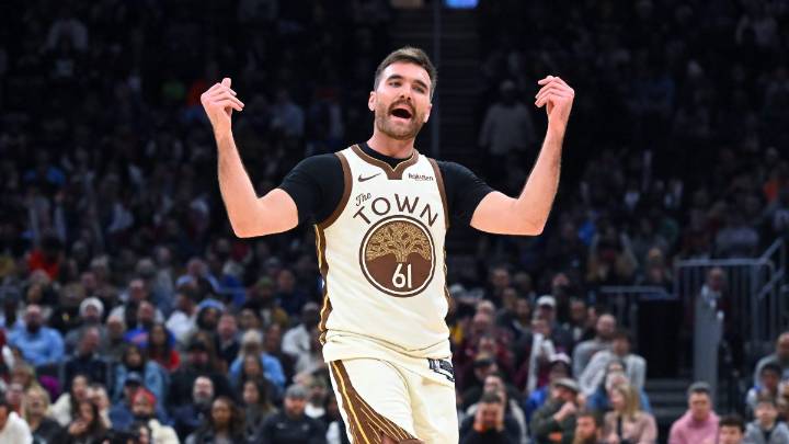 Warriors follow Pat Spencer to encouraging win vs. Cavaliers