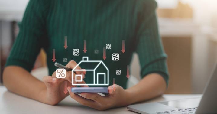 What are today's mortgage interest rates: December 1, 2025?