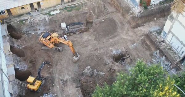 Cayó un andamio y murió una joven de 20 años: investigan a la constructora