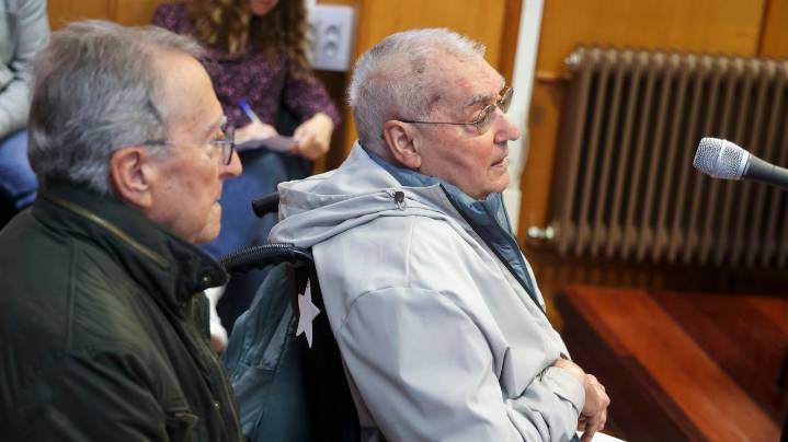Dos familias de Ferrol logran por primera vez en Galicia que anulen consejos de guerra del franquismo: «Gran emoción»
