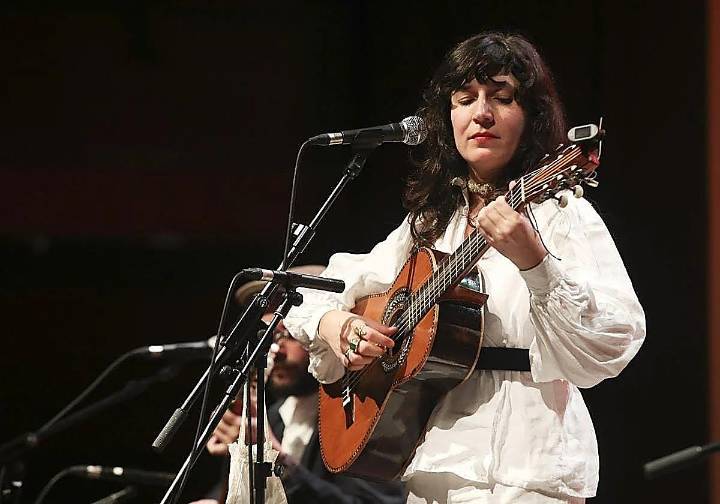 Las artistas asturianas reclaman «equidad» a las administraciones