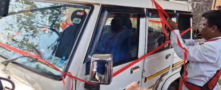 Odisha: Tahsildar’s official vehicle, office equipment seized for defying court order