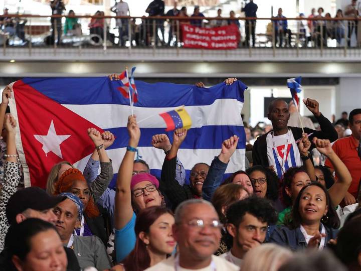 Asamblea de los Pueblos por la Paz prosigue debates en Venezuela (+Fotos)