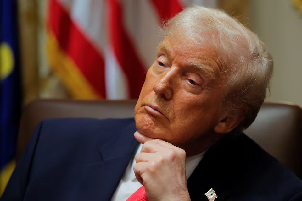 Trump dice que cualquier país que trafique drogas a Estados Unidos podría ser atacado