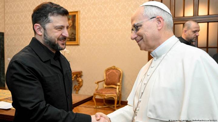 El papa León XIV y Zelenski se reunieron en Roma
