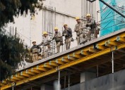 Indemnización, vacaciones, horas extra, salarios y jornada laboral: qué cambia con la reforma laboral