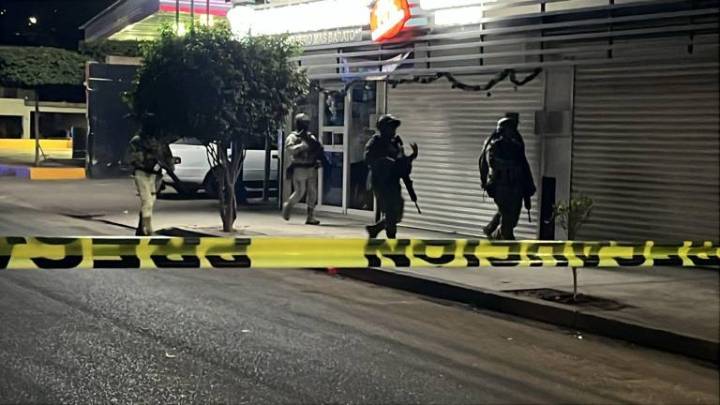 Identifican a víctimas de agresión en expendio de la Lombardo Toledano, en Culiacán