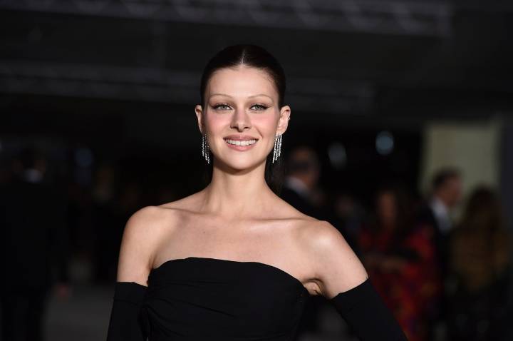 El padre de Nicola Peltz ha sido multado por una reforma ilegal en su mansión de Florida