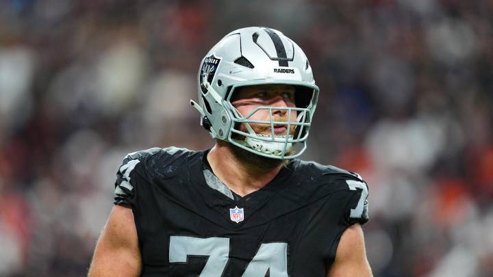 Raiders LT Kolton Miller returns to practice Wednesday