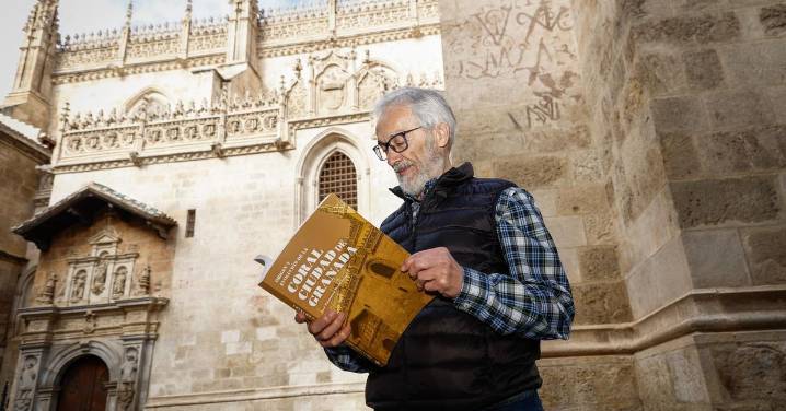José Palomares: "La Coral de Granada ha tenido una fecunda vida musical que la ha llevado a ofrecer más de 700 conciertos"