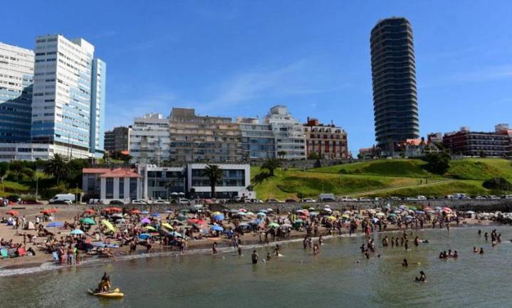 Fin de semana largo: creció la cantidad de turistas, pero con estadías más co