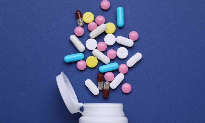 Slow Tapering With Psychotherapy: Safest and Most Effective Way to Stop Antidepressants: Lancet