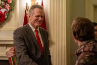 Dunleavy says he plans to roll out fiscal plan ahead of Alaska lawmakers' return to Juneau