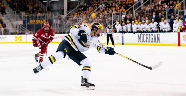 No. 1 Michigan Hockey set for in-state battle with No. 3 Michigan State
