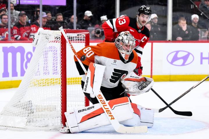 Deadspin | Owen Tippett (2 goals), surging Flyers hold off Devils