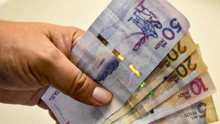 Negociación de salario mínimo 2026 inicia sin consenso: estas son las cifras en disputa