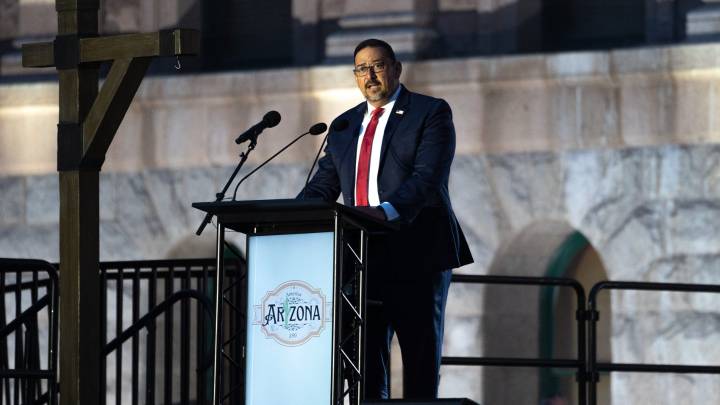 Lawsuit seeks change to Arizona Independent Party's name