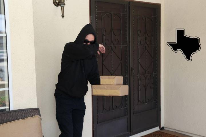 How Texans Can Stop Porch Pirates This Holiday Season