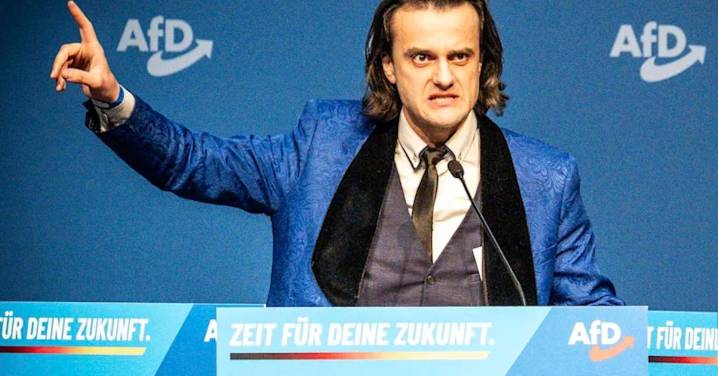 La ultraderecha de Alemania expulsa a uno de sus concejales por un discurso "hitleriano"