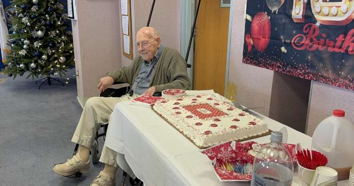 WWII veteran surprised with 102nd birthday celebration at Buffalo VA