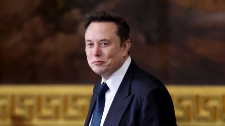 La UE multa a Elon Musk con 140 mdd por incumplir la ley de redes sociales del bloque