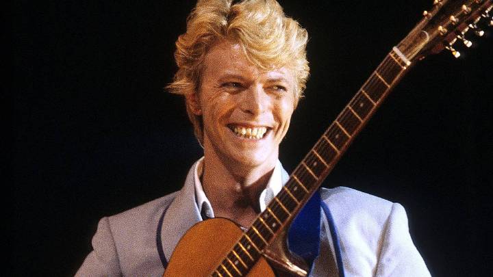 The David Bowie and Mick Jagger Cover No One Expected to Hit No. 1 and Why It Became an ’80s Hit
