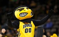 How to watch the Iowa vs Iowa State college basketball game streaming free today; TV channel, time, odds NCAA basektball free streams without Streameast