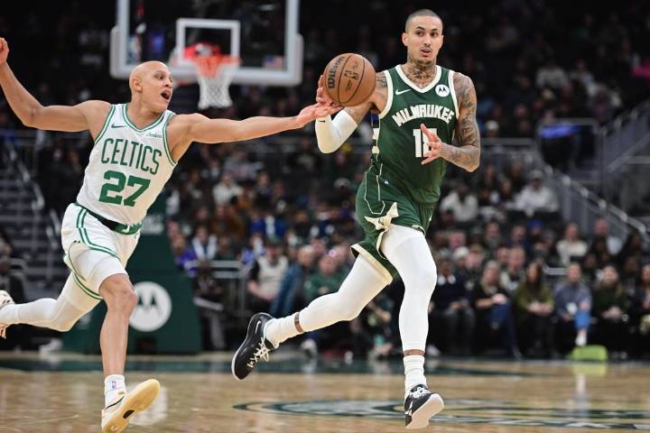 Deadspin | Kyle Kuzma, Bucks snap Celtics streak with comeback win