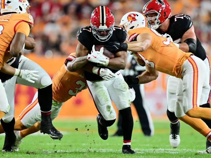 Falcons' Bijan Robinson apologizes for homophobic phrase