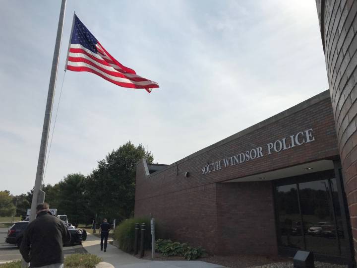 CT man accused of sexually assaulting door