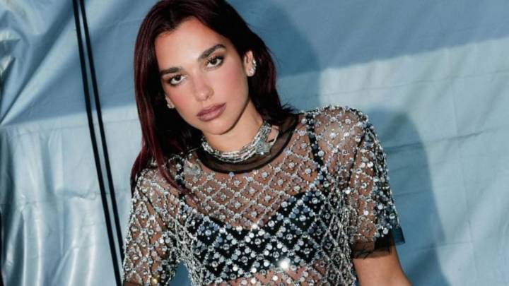 Dua Lipa canta “Bésame mucho” en su primera fecha en México del Radical Optimism Tour (Video)