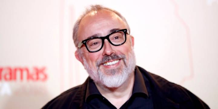 Álex de la Iglesia cumple 60: sus anécdotas insólitas con Messi y Maradona y el Snoopy que vació su cuenta bancaria