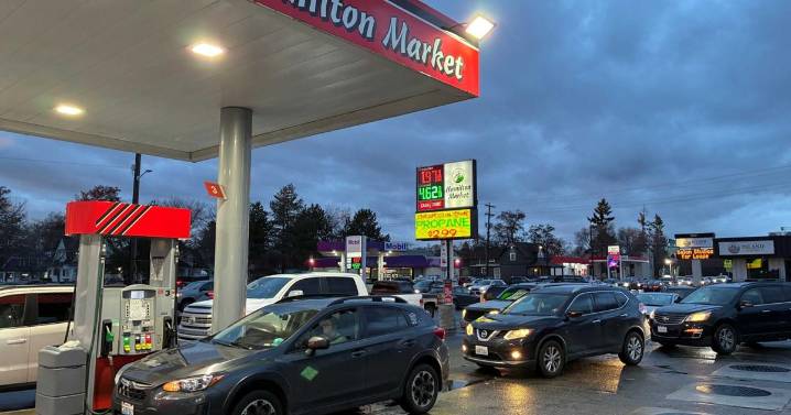 People race to Spokane gas station for cheap gas