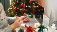USPS Reveals Deadline To Order Gifts So They Arrive By Christmas