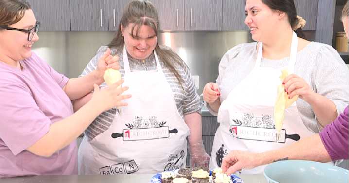 Sparks nonprofit hosts cupcake competition to build skills for people with disabilities