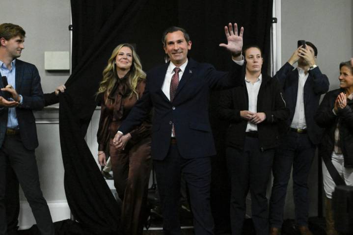 Trump-backed Republican Matt Van Epps wins U.S. House special election in Tennessee