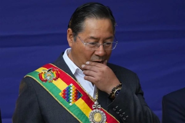 Denuncian detención de ex Presidente Arce en Bolivia