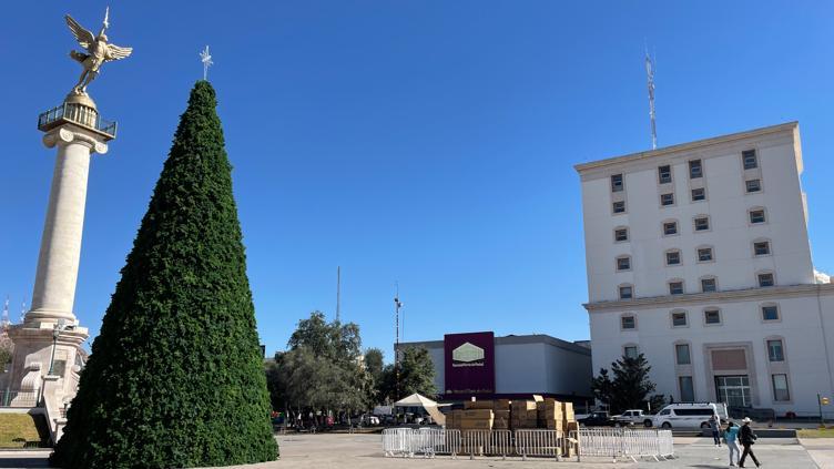 Hoy encendido del árbol e inauguración de megapista de hielo