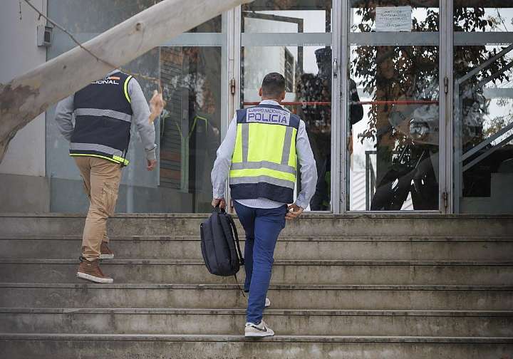 La Policía registra Biomar, un gigante de hidrocarburos acusado de defraudar 280 millones