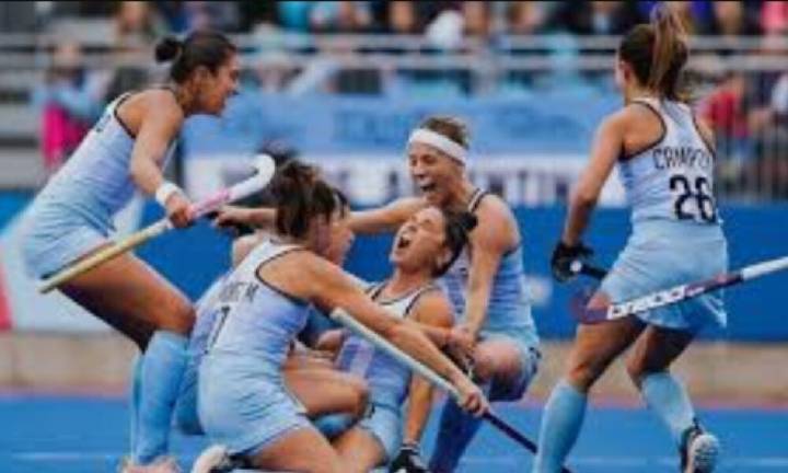 Con dos bahienses y una montermoseña, Las Leonas jugarán la Pro League