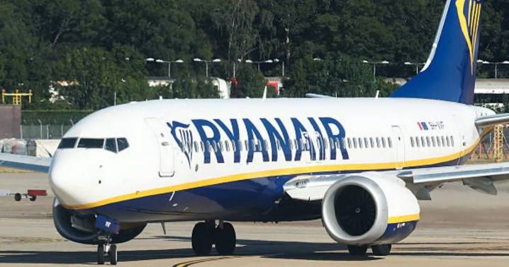 As a doctor I stepped in to help passenger - now Ryanair expects me to take hit