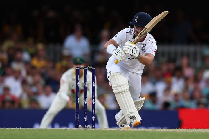 Ashes 2025 live score: England made to toil as Australia take huge first