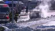 Des Moines Fire Department responds to vehicle fire