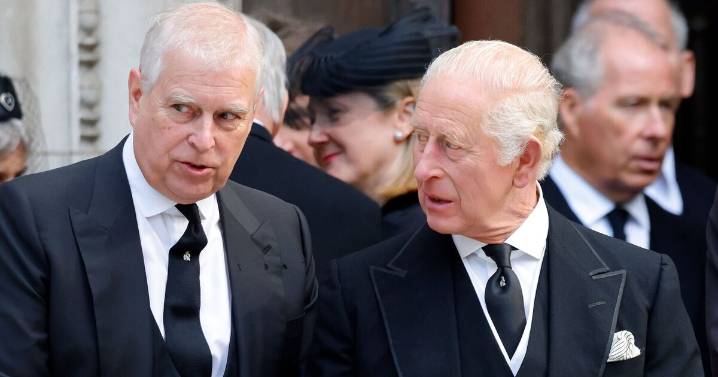 Royal Family LIVE: Andrew given 'dramatic' warning as 'perk revealed'