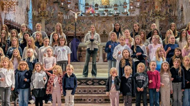 Así ha sido el ensayo general de Colegio Sueco en La Seu.