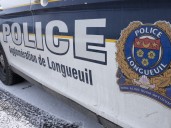 Snowplow operator finds woman, 84, unconscious on side of Longueuil street