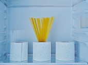 Para qué sirve poner un rollo de papel higiénico en la heladera