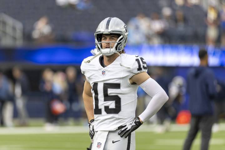Pete Carroll Confirms Taking Inputs From Kenny Pickett as Raiders Make QB Decision Before Eagles Game Pete Carroll confirms Kenny Pickett will start vs. Eagles, saying the Raiders used his insights fo