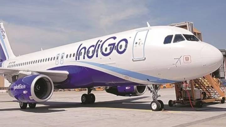 IndiGo shares: Is the worst already in the price? What price targets suggest